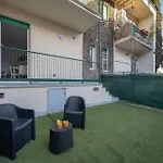 Vailati 8 - Ampio Bilocale & Giardino - Italywego פרוג'ה